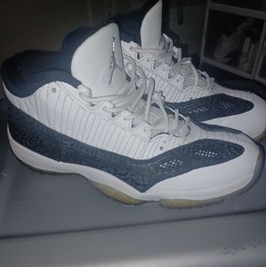 Nike Air Jordan Retro 11 Low IE